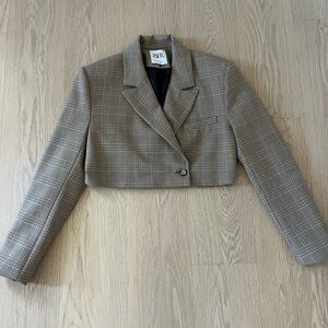 Zara Women's Tan Checkered Cropped Blazer